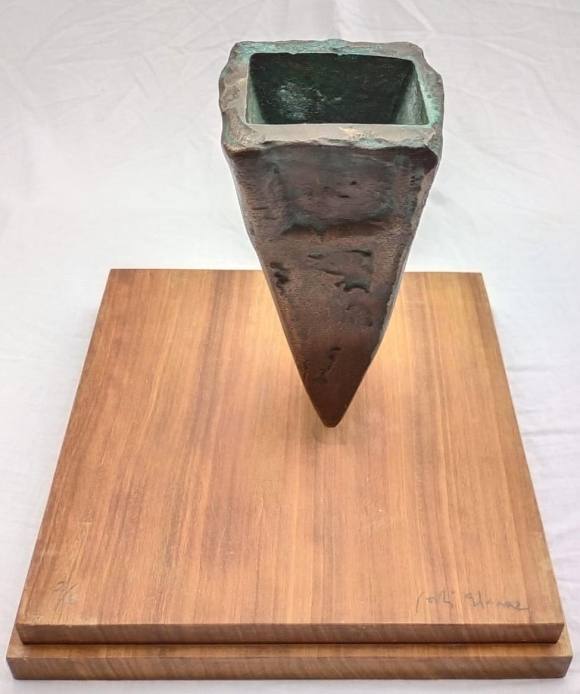 Jordi Alcaraz: escultura de hierro sin título (2005) 2/6